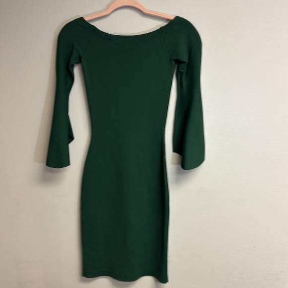 NWOT Rachel Rachel Roy Elegant Green Off-Shoulder Dress XS - Picture 7 of 7